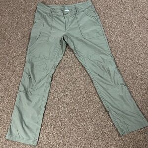 Women’s Columbia hiking pants